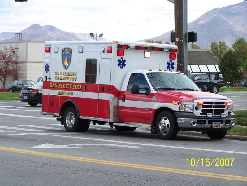 File:Ambulance 31-1.jpg
